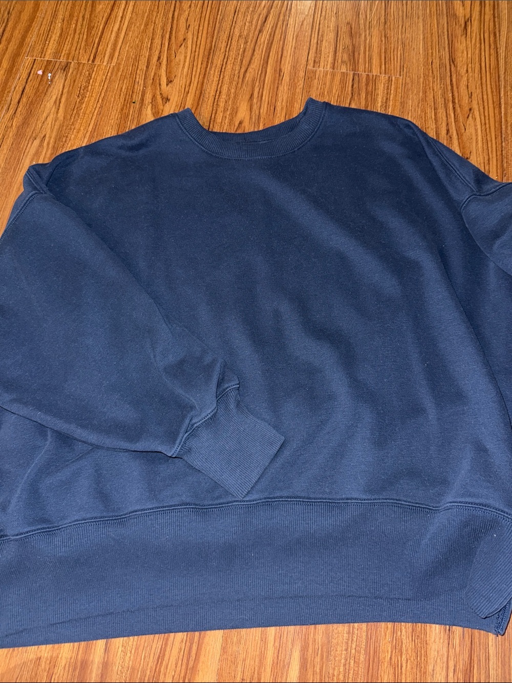 American Eagle Outfitters Navy Crewneck Pullover